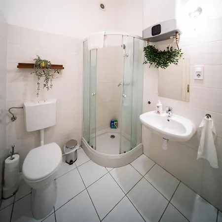 Margaret 2 Apartament *